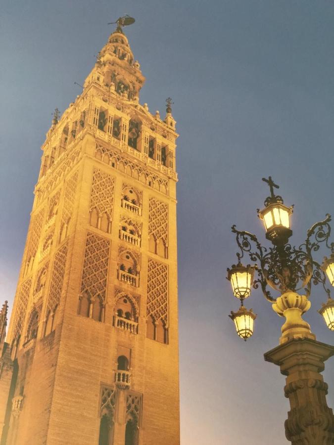 Sevilla-Triana Экстерьер фото